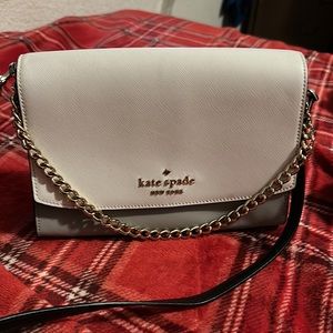 Kate Spade Crossbody rarely used about 3times